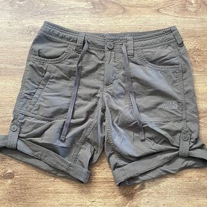 ✨ North Face Cuffed Hiking Outdoor Shorts
